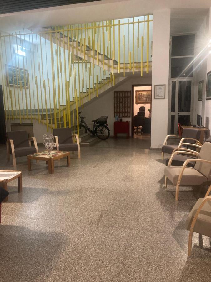 Hotel L'Ancora 拉卡勒塔 外观 照片